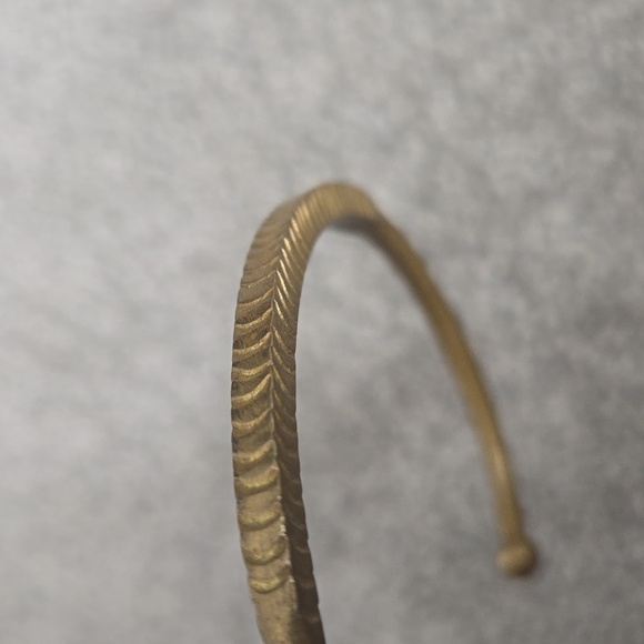 Brass Cuff Bracelet - Picture 4 of 4